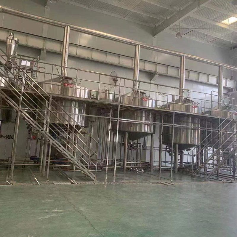 天桥精酿啤酒设备厂—平面布置、设备设计、制造、调试、培训等一条龙服务_COPY